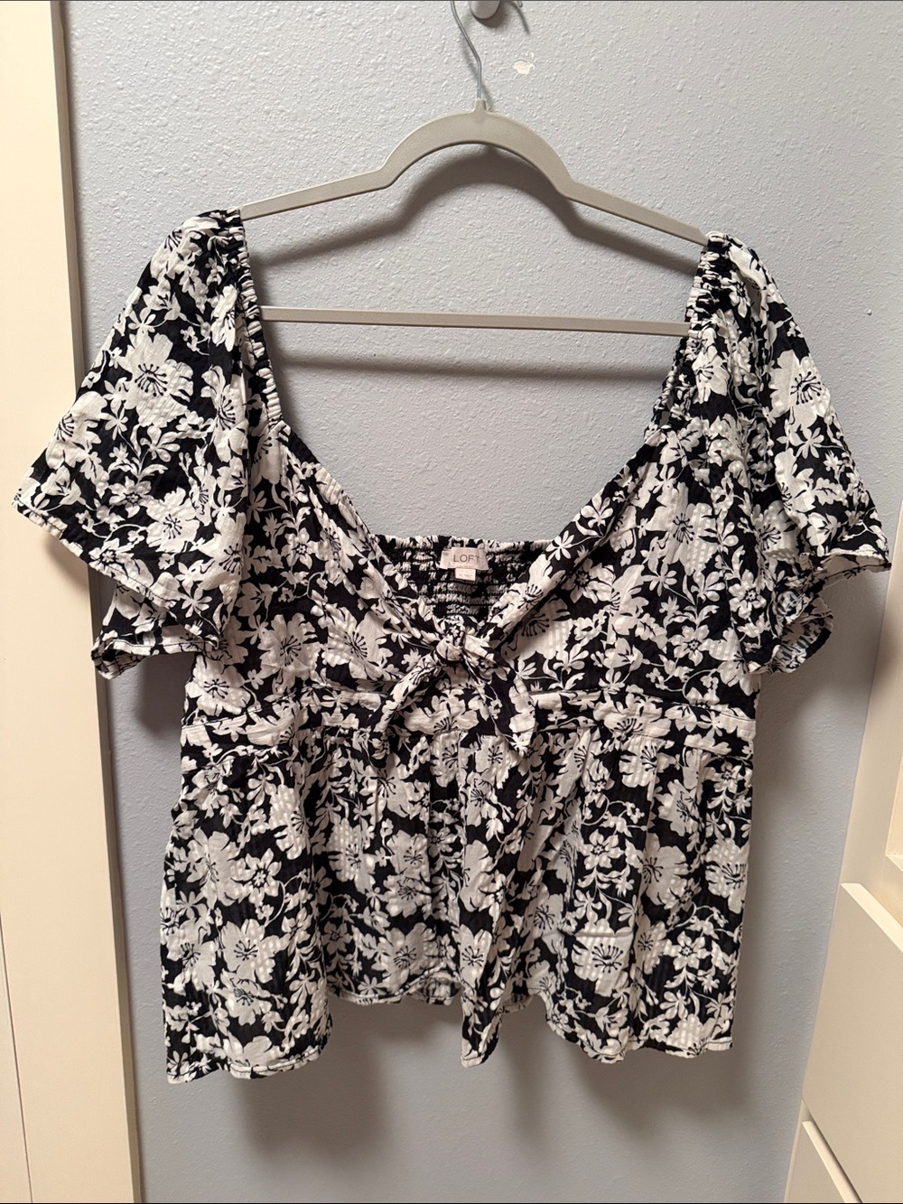 LOFT Black and White Floral Tie-Front Blouse